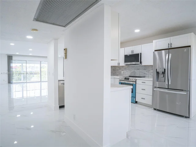 12950 SW 7th Ct # 412A, Pembroke Pines FL 33027