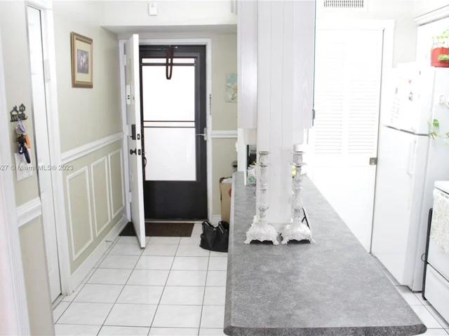 201 178th Dr # 213, Sunny Isles Beach FL 33160