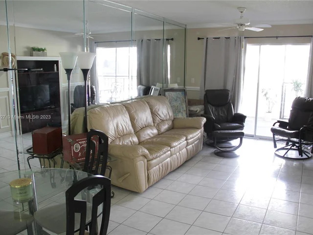 201 178th Dr # 213, Sunny Isles Beach FL 33160