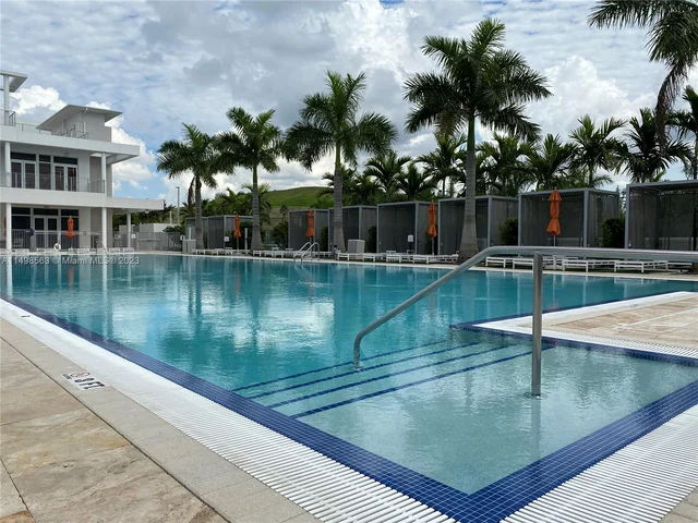 6455 NW 103rd Pl # 303, Doral FL 33178