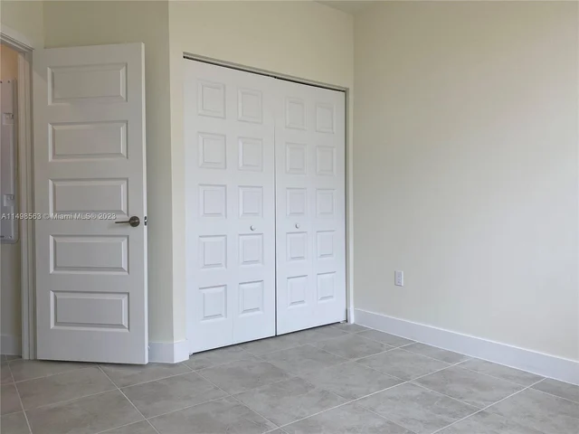 6455 NW 103rd Pl # 303, Doral FL 33178