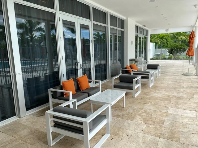 6455 NW 103rd Pl # 303, Doral FL 33178