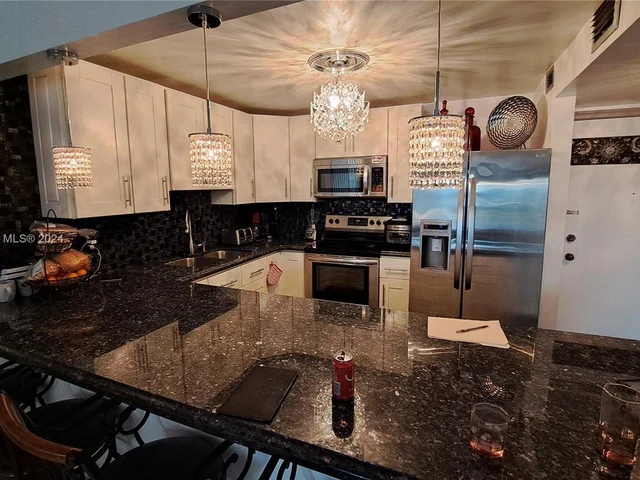 1801 S Ocean Dr # 233, Hallandale Beach FL 33009