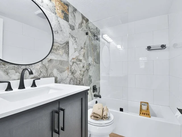 1750 NW 3rd Ter # 306C, Fort Lauderdale FL 33311