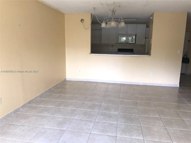 14840 Naranja Lakes Blvd, Homestead FL 33032