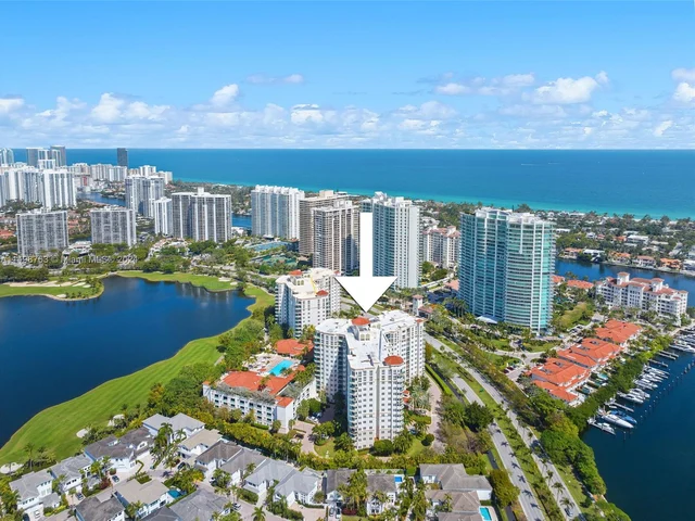 19900 E Country Club Dr # 1018, Aventura FL 33180