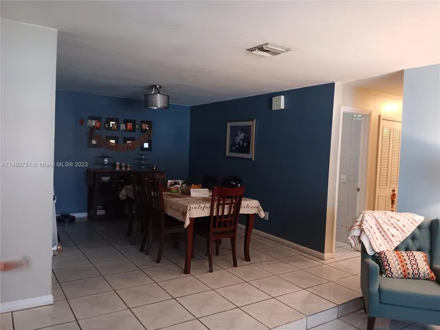 13042 SW 5TH ST, Miami FL 33184