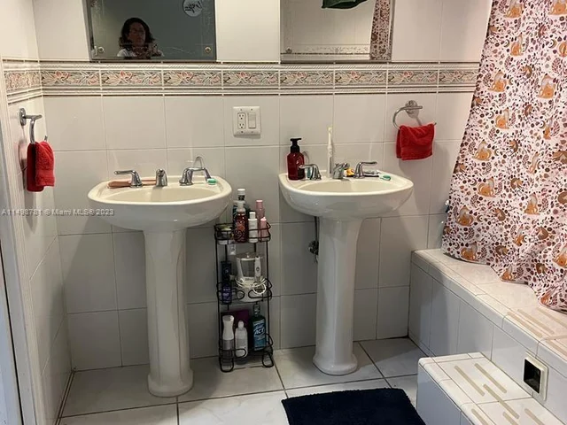 13042 SW 5TH ST, Miami FL 33184