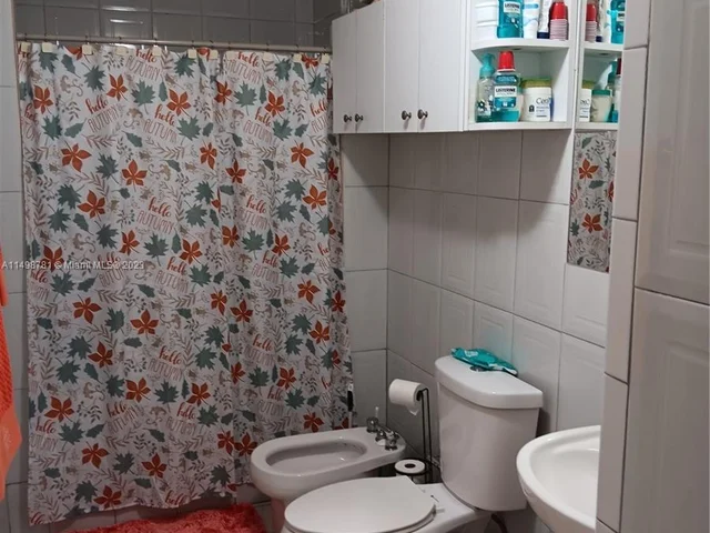 13042 SW 5TH ST, Miami FL 33184