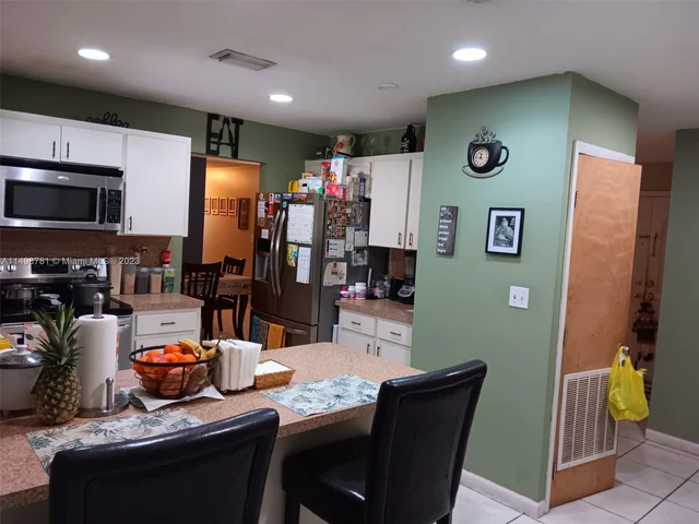 13042 SW 5TH ST, Miami FL 33184