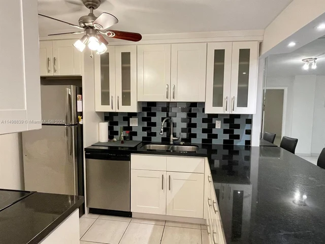 1849 S Ocean Dr # 204, Hallandale Beach FL 33009