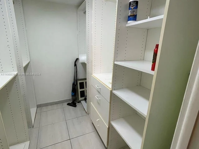 1849 S Ocean Dr # 204, Hallandale Beach FL 33009