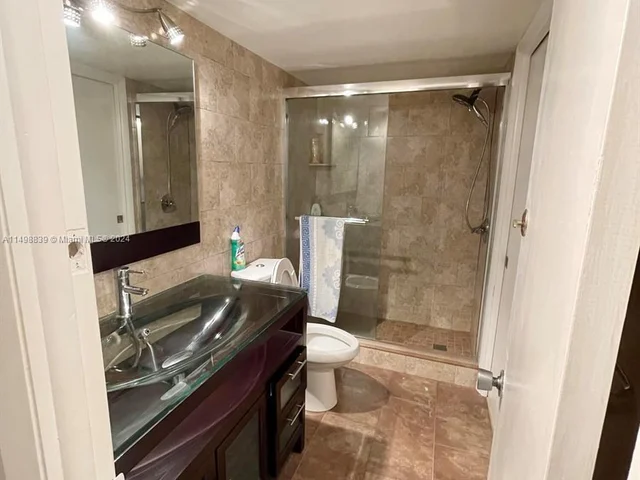 1849 S Ocean Dr # 204, Hallandale Beach FL 33009