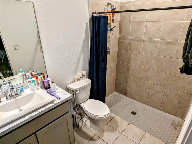 432 NE 4th Ave, Florida City FL 33034