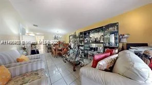 1122 SW 87 aven unit A-5, Miami FL 33174