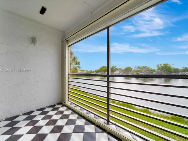 11312 Taft St # 11312, Pembroke Pines FL 33026