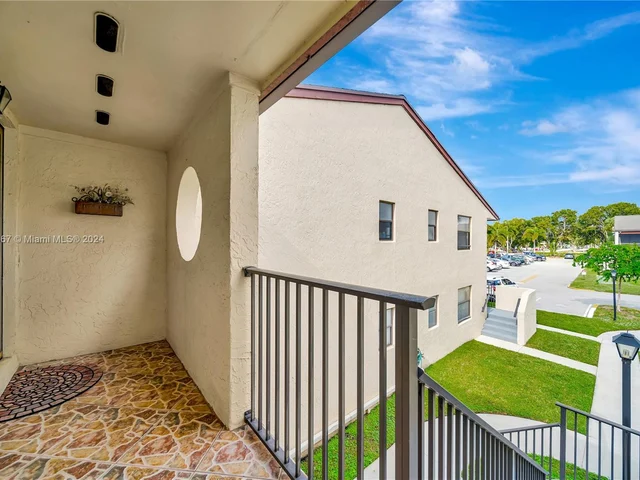 11312 Taft St # 11312, Pembroke Pines FL 33026