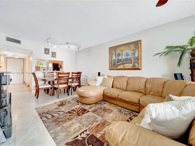 11312 Taft St # 11312, Pembroke Pines FL 33026