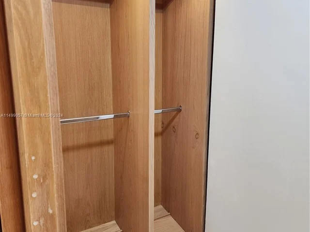 2801 NE 183rd St # 1201W, Aventura FL 33160