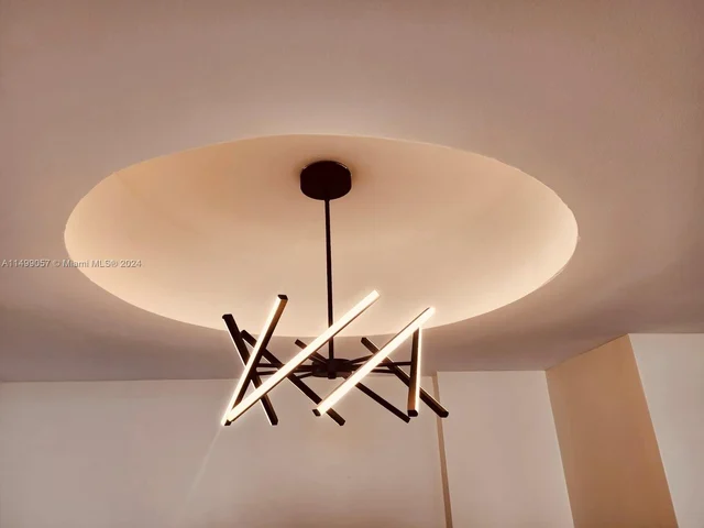 2801 NE 183rd St # 1201W, Aventura FL 33160