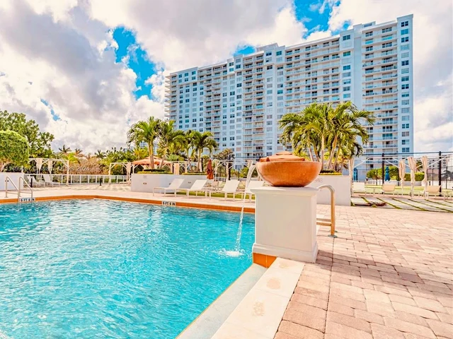 2801 NE 183rd St # 1201W, Aventura FL 33160
