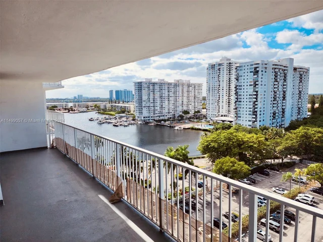 2801 NE 183rd St # 1201W, Aventura FL 33160