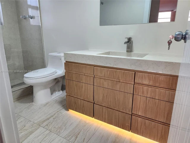 2801 NE 183rd St # 1201W, Aventura FL 33160