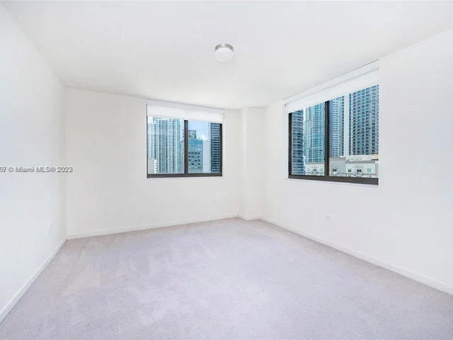 999 SW 1st Ave # 1417, Miami FL 33130