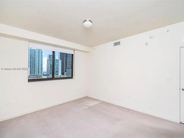 999 SW 1st Ave # 1417, Miami FL 33130