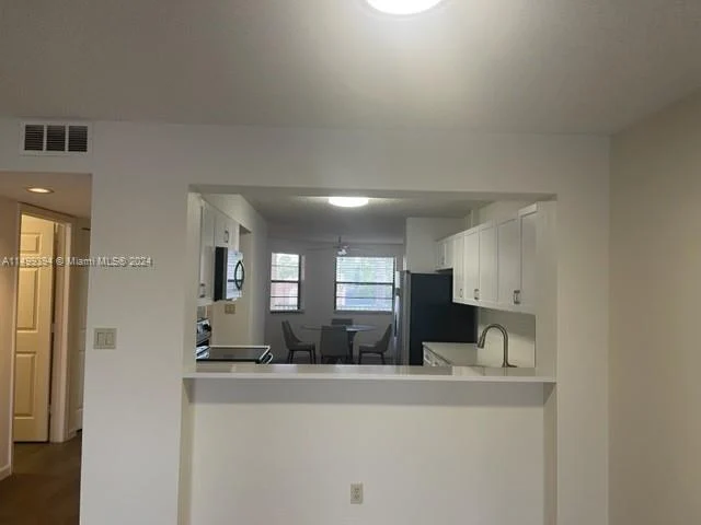 7228 Fairfax Dr # 203, Tamarac FL 33321