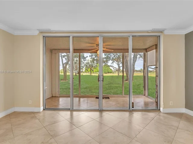 3090 N Course Dr # 106, Pompano Beach FL 33069