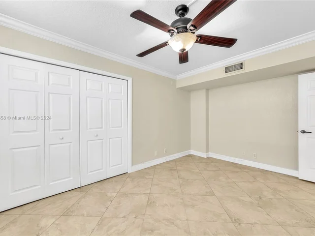 3090 N Course Dr # 106, Pompano Beach FL 33069