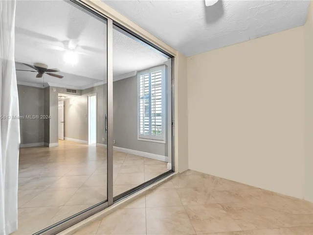 3090 N Course Dr # 106, Pompano Beach FL 33069