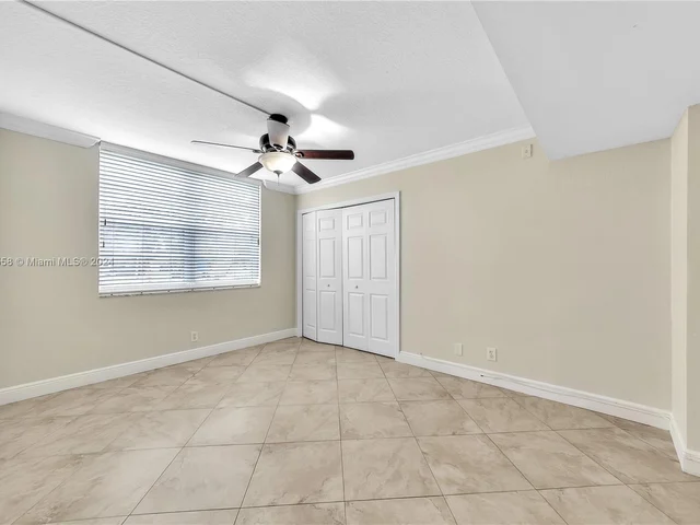 3090 N Course Dr # 106, Pompano Beach FL 33069