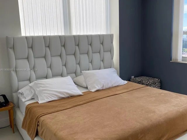 3232 Coral Way # 1601, Miami FL 33145