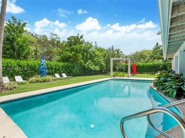 7401 SW 117th St, Pinecrest FL 33156