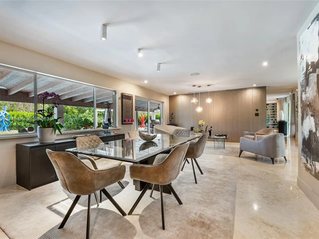 7401 SW 117th St, Pinecrest FL 33156