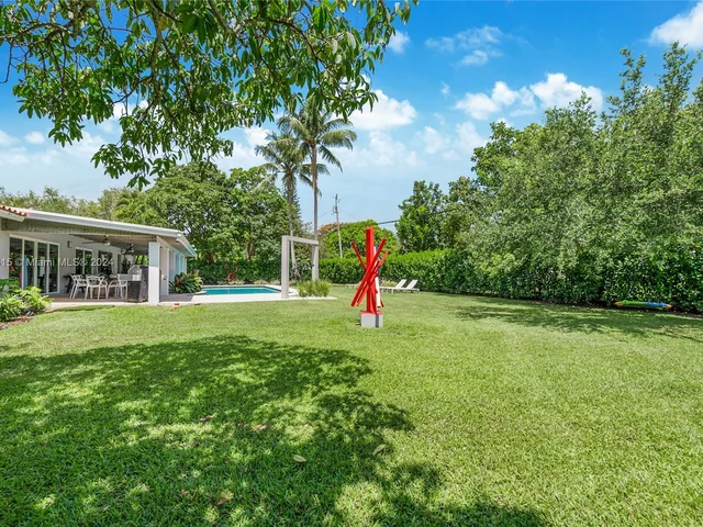 7401 SW 117th St, Pinecrest FL 33156