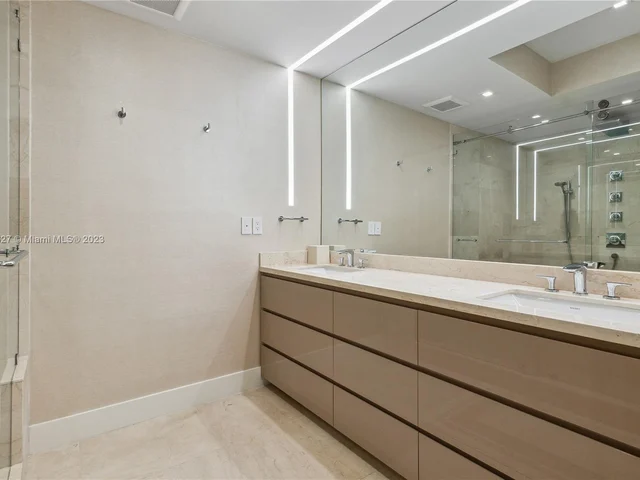 10101 Collins Ave # 20B, Bal Harbour FL 33154