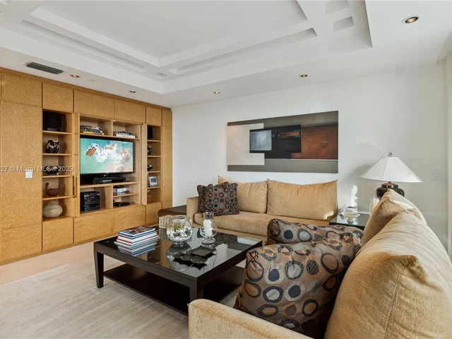 10101 Collins Ave # 20B, Bal Harbour FL 33154