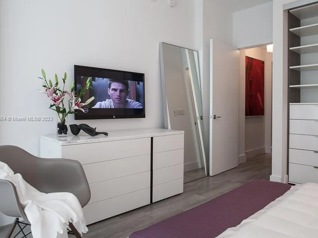 303 NE 20th Ter # 105, Miami FL 33137