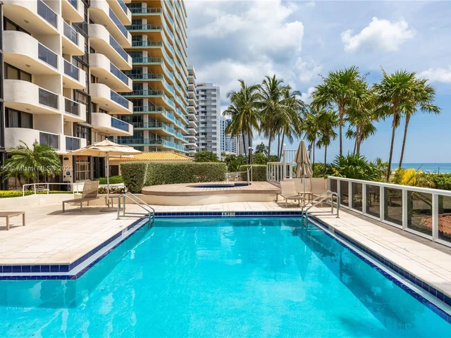 5757 Collins Ave # 605, Miami Beach FL 33140