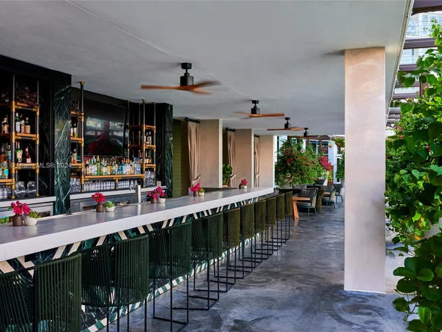 1100 West Ave # 322, Miami Beach FL 33139