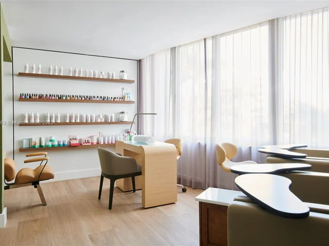 1100 West Ave # 322, Miami Beach FL 33139