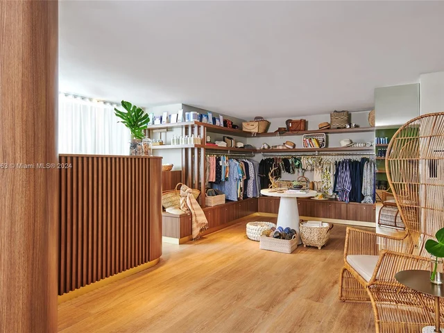 1100 West Ave # 322, Miami Beach FL 33139