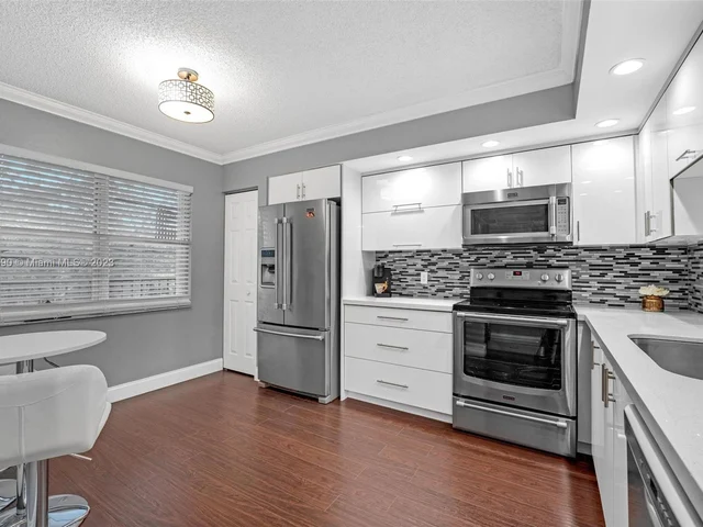 12750 SW 4th Ct # 310J, Pembroke Pines FL 33027