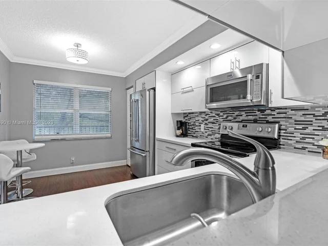 12750 SW 4th Ct # 310J, Pembroke Pines FL 33027