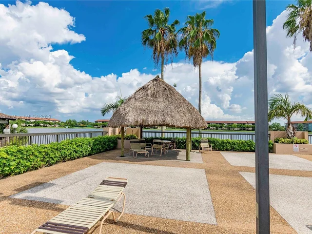 12750 SW 4th Ct # 310J, Pembroke Pines FL 33027