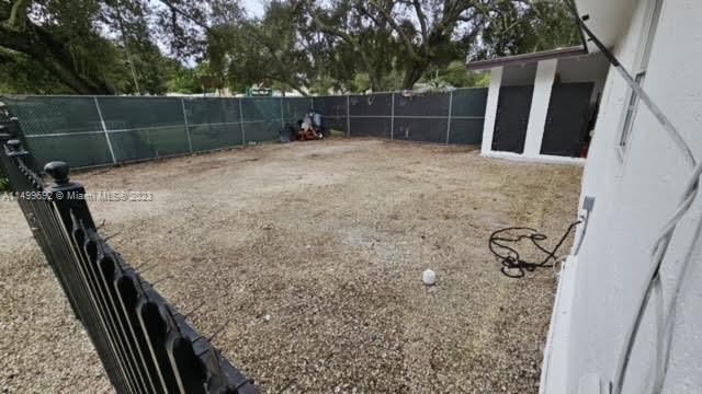 7820 NE 1st Ave # L, Miami FL 33138