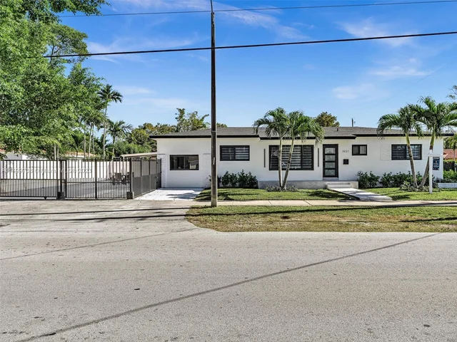 1937 SW 16th Ave, Miami FL 33145